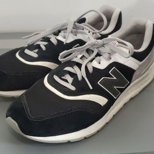 Men's New Balance Shoes size 13